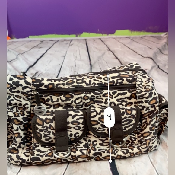 Travelon Cheetah Print Shoulder Bag - Picture 8 of 14